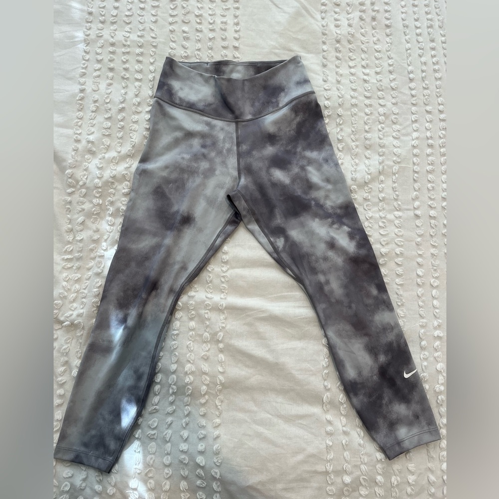 Nike Dri-Fit Cropped Leggings